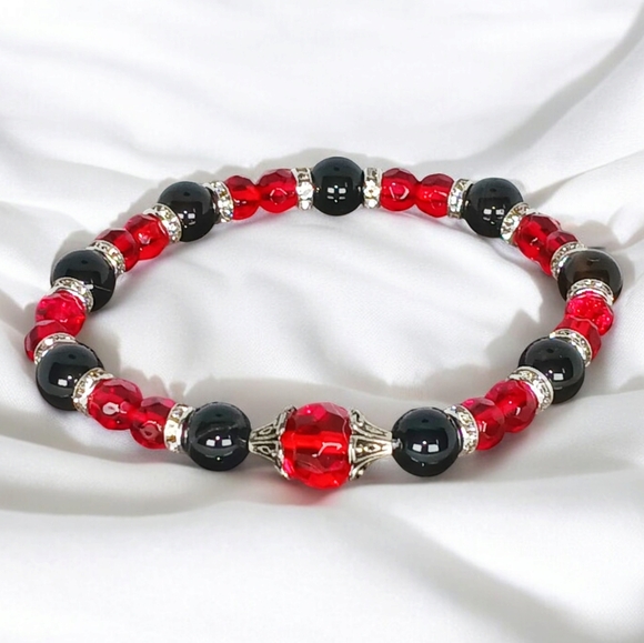 Black Onyx Vintage Red Glass Bracelet Office Siren Corpcore Lower East Side Y2K - Picture 1 of 8